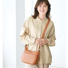 姫路レザー 軽量はっ水ショルダーバッグ