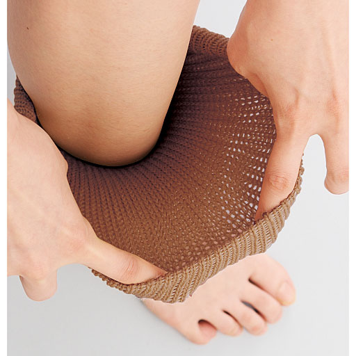 伸縮性がよく、ズレにくいのに圧迫感がなくラク