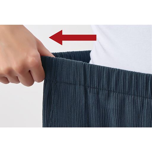 総ゴム仕様でウエストらくらく。