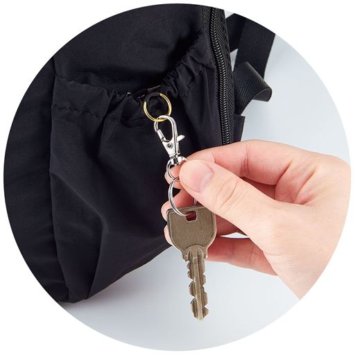 内側にキーリング付き