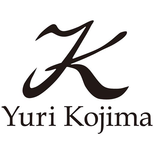 ユリ・コジマ