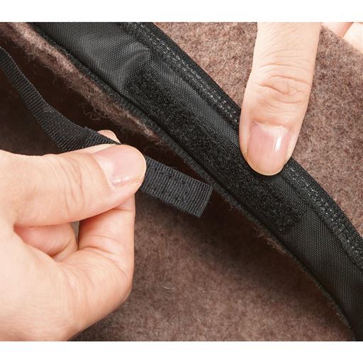 サイズ調節可能<br>内側の面ファスナーで、約56.5～60cmまでサイズ調節が可能