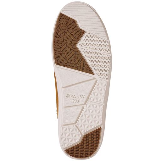 足の負担を軽減する軽量設計EVAソール。一部にグリップ性のあるゴム素材を使用。