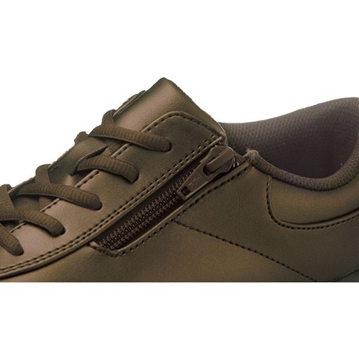 脱ぎ履きがラクラク! 外側サイドにファスナー付で履き口が広々!