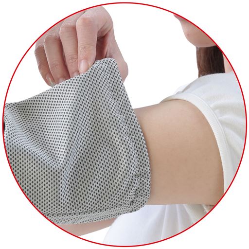 袖口は絞めつけにくいゆったりゴム