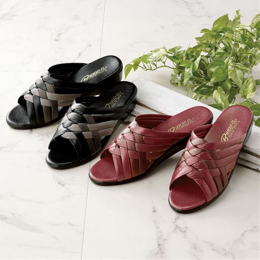 (左から)ブラック、ワイン