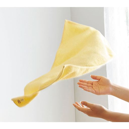 C (山吹色)<br>ほどよい軽さで、洗うほどにふんわりと肌になじみます。