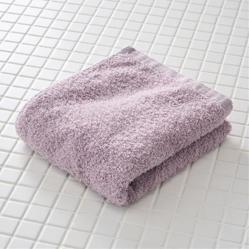 F (古代紫)<br>紫草で染めたような赤みのある紫色