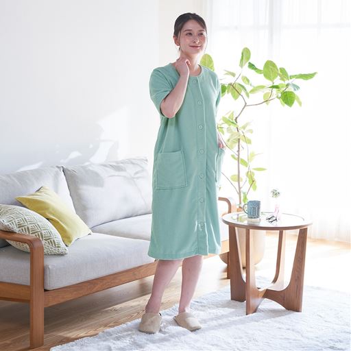 ミントブルー<br>パジャマを着る前のリラックスタイムに。