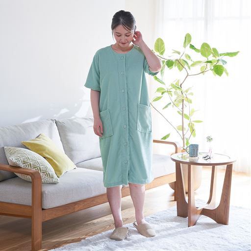 ミントブルー<br>寒い冬でもふんわり包み込む肌あたり。