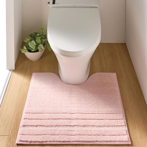 スィートピンク M (横60×縦55cm)<br>Mサイズは標準的なトイレに。