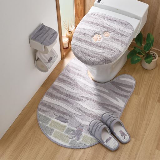 グレー系(サバ)<br>まるで猫をなでているようなふわふわ感♪ あちこちに潜んでいるアップリケや刺繍を探すのも楽しい!