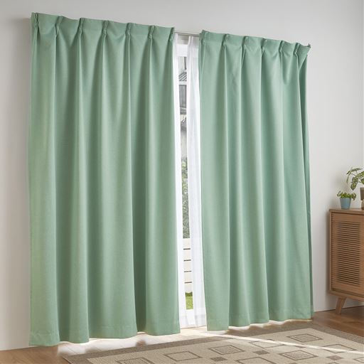 ディープグリーン