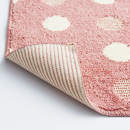 裏面はすべりにくい加工を施しています。