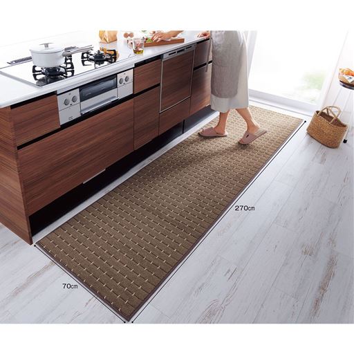 ウッディブラウン(横270×縦70cm)<br>床をしっかりカバーできる、豊富なサイズをご用意しました。