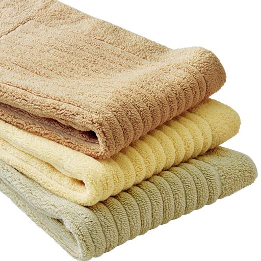 (上から) ベージュ・キナリ・グレー