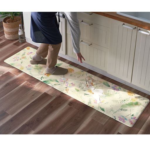 アイボリー(フィオレ) 横180×縦45cm <br>うっかり汚してもササッと拭けるから、面倒な洗濯が不要!