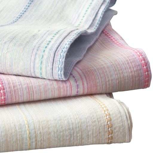 (上から) ブルー・ピンク・ベージュ