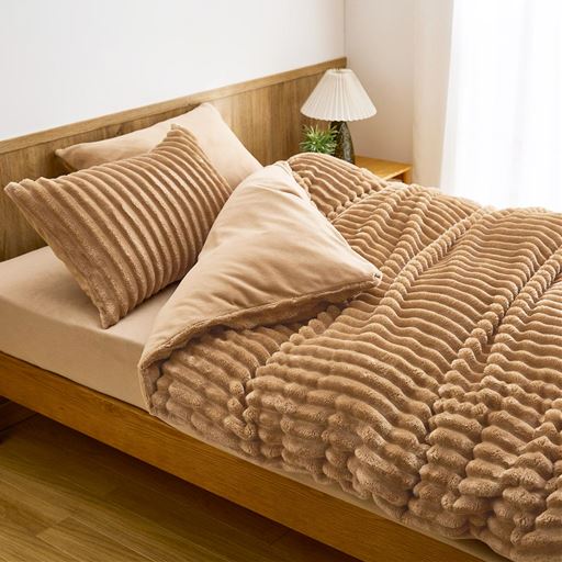 温かみのあるブラウン<br>※商品は掛け布団カバーです。枕カバーはCR-1299を使用しています。