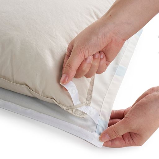 8ケ所ズレ防止テープで簡単なのにズレない!