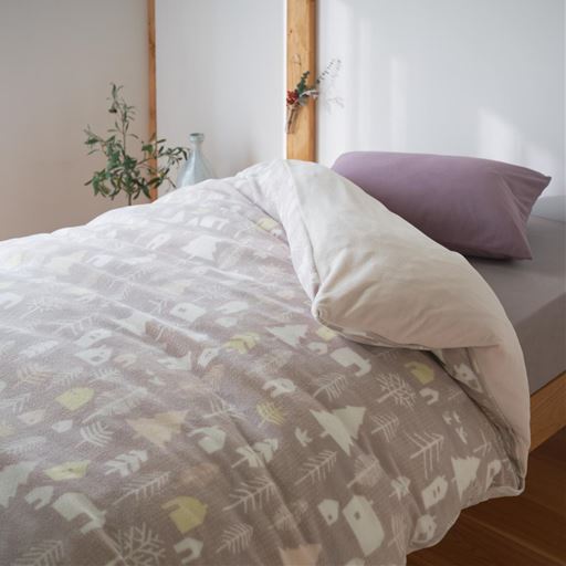 A (北欧風)<br>ふんわり軽い両面フリースのあったか掛け布団カバーです。