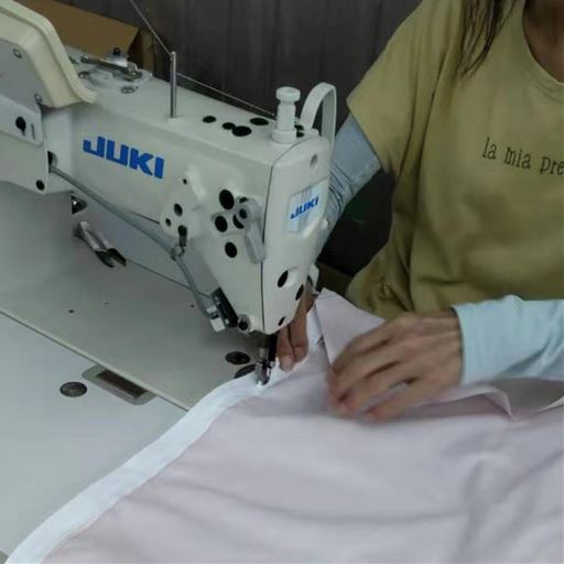 細部に至るまで精密かつ均等に縫製した美しい仕上がりは、まさに信頼の日本品質です。