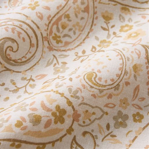 生地拡大(ベージュ)<br>美しい柄がお部屋にエレガントな雰囲気をもたらします。