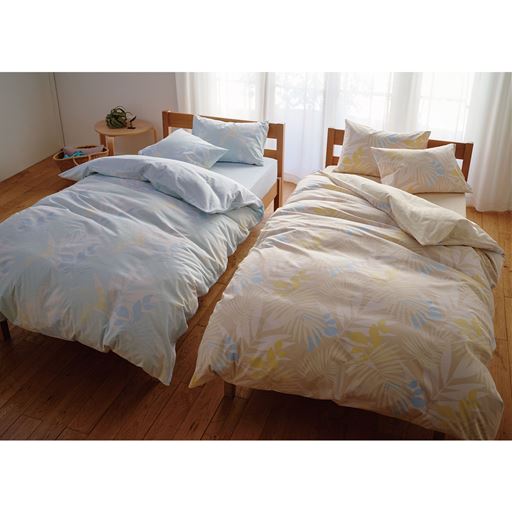 (左から) D (ボタニカル柄/ブルー)・C (ボタニカル柄/ベージュ)<br>※商品は枕カバー(同色2枚組)です。