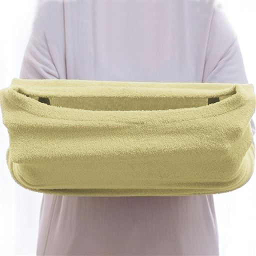 継ぎ目がない筒状のニット編みなのでやさしい肌ざわり。