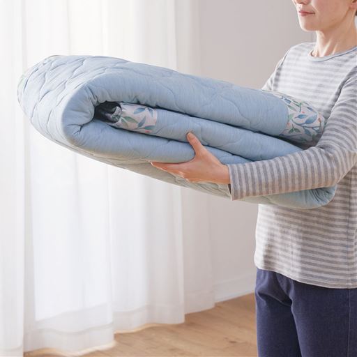コンパクトにたためるのでお洗濯や収納もラクラク。