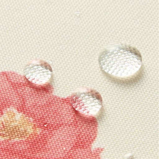 はっ水加工付きでお手入れも簡単!