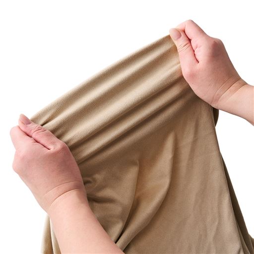 ブラウン<br>タテヨコに伸縮性のある生地でぴったりフィット!