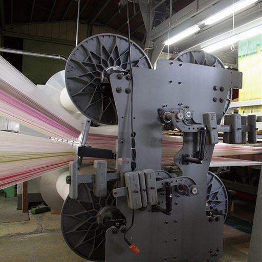 洗ってもヨレやへたりが出にくい、高い耐久性を備えています。