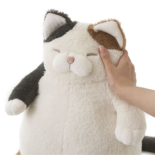 A (みけねこのさんま)<br>可愛がることで癒しの時間に。