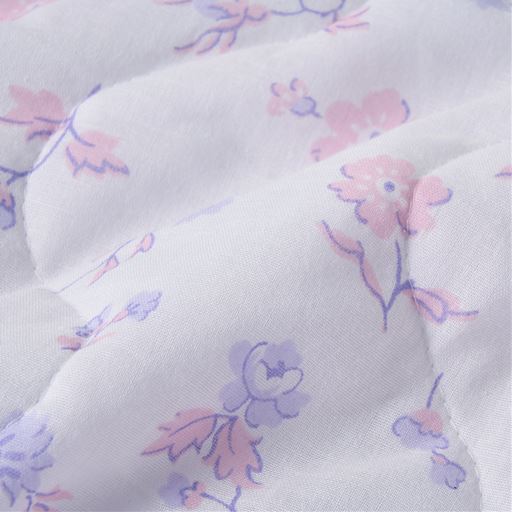 裏生地拡大(ラベンダー系)<br>ふんわりやさしいガーゼ素材。