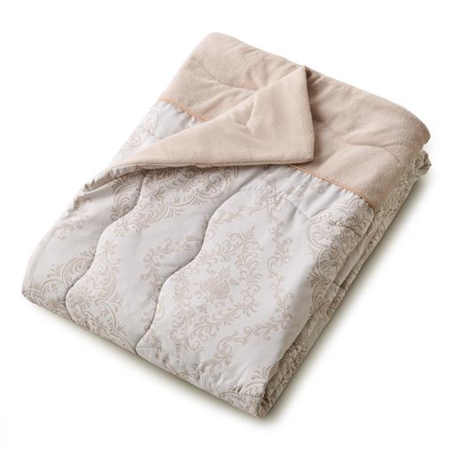 ベージュ<br>たたんだ状態