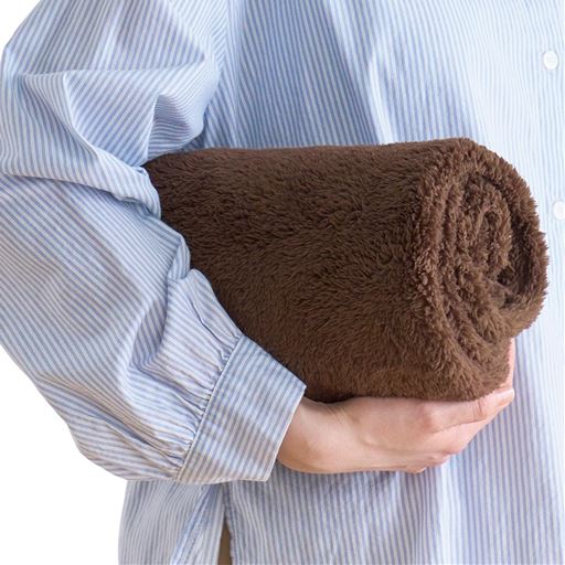 コンパクトにたためるので、収納スペースもとりません。