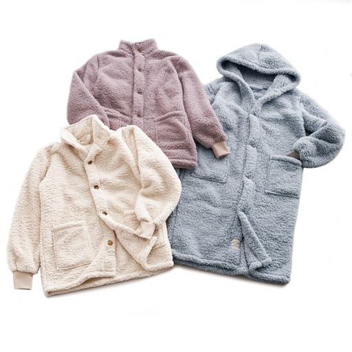 (奥から) ライトグレー M(ロング)・モカ M(ショート)・ベージュ M(ショート)