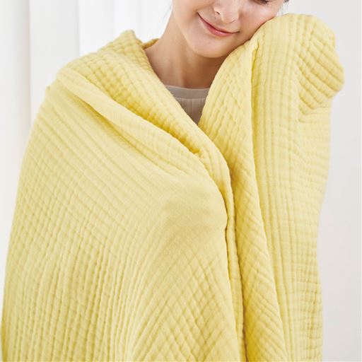 クリームイエロー<br>思わず頬ずりしたくなる心地よさ。