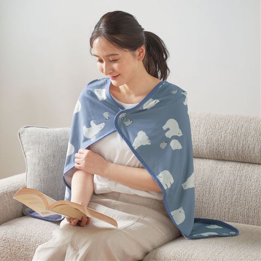 A (シロクマ)<br>涼感素材のブランケット。冷房の風除けにも。