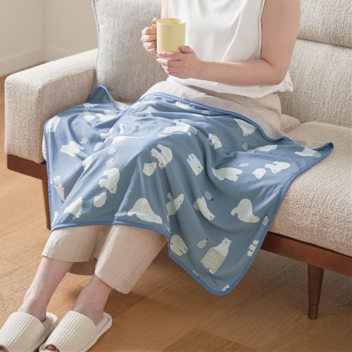 A (シロクマ)<br>ひざ掛けとしても。