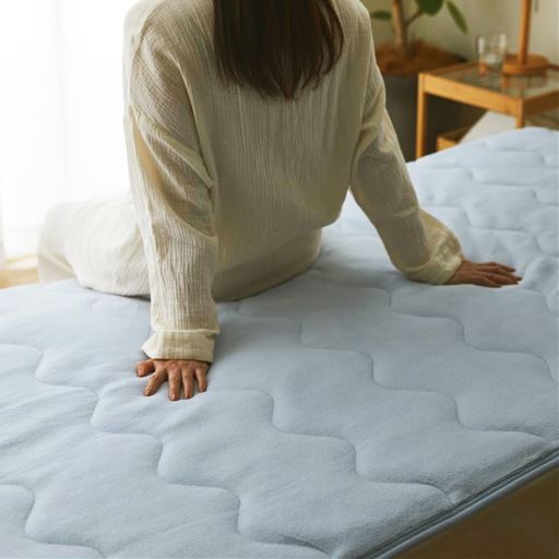 ブルー<br>心までとろけそうな「ミンクタッチ」の気持ちよさを再現。