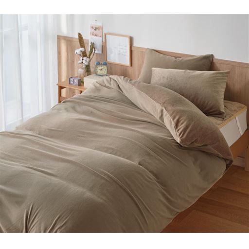 ブラウン・ベージュ ※商品はパッドシーツです。<br>※枕カバーはCR-1334、掛け布団カバーはCR-1335を使用しています。