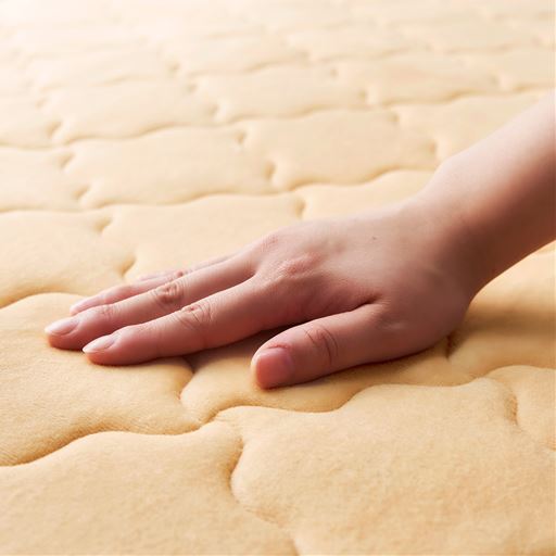 優しい肌あたりで化学繊維が苦手な方にもおすすめです。