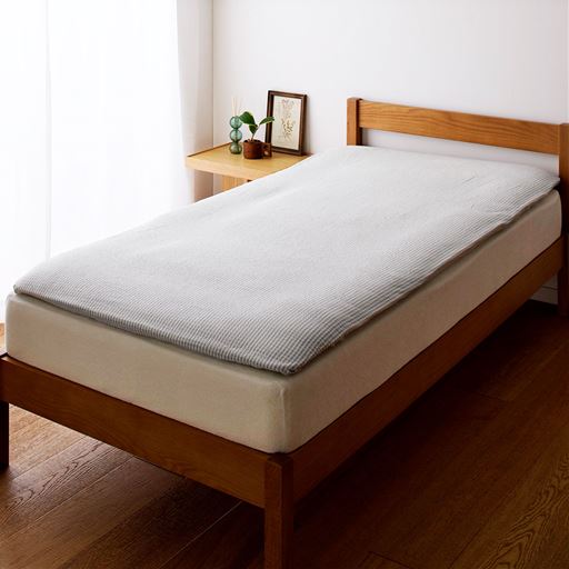 グレー<br>綿100%でさらりとやさしい肌ざわり。