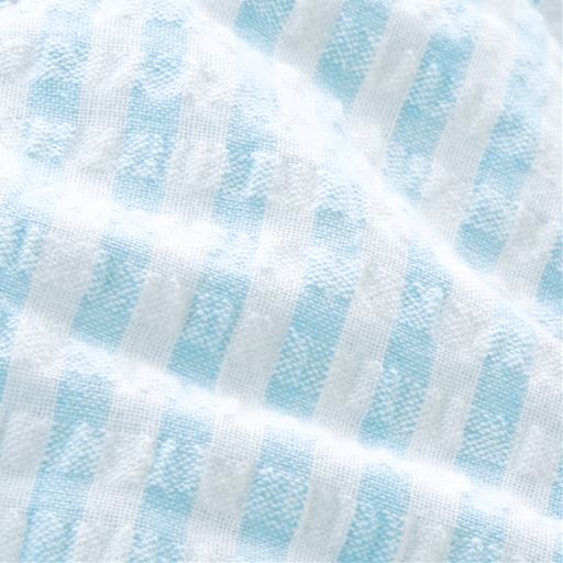 生地拡大(サックス)<br>表面のポコポコとした凹凸が肌ばなれを良くします。