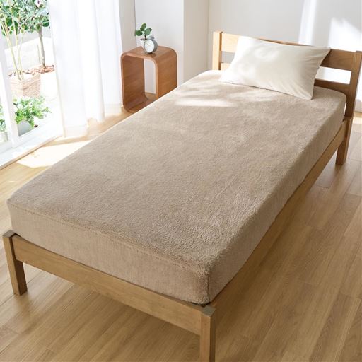 オークベージュ