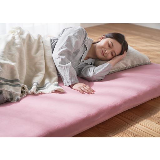 ローズピンク<br>マイクロフリースのやわらかな肌ざわりを敷き布団にも。