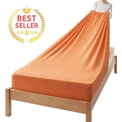 アプリコット<br>汗を吸って1年中気持ちいい、ふんわりタオル素材ののびのびシーツです。