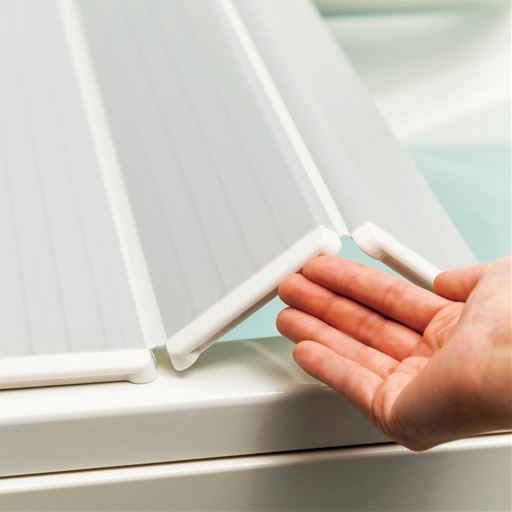 キャップに指がかかって開閉がラク